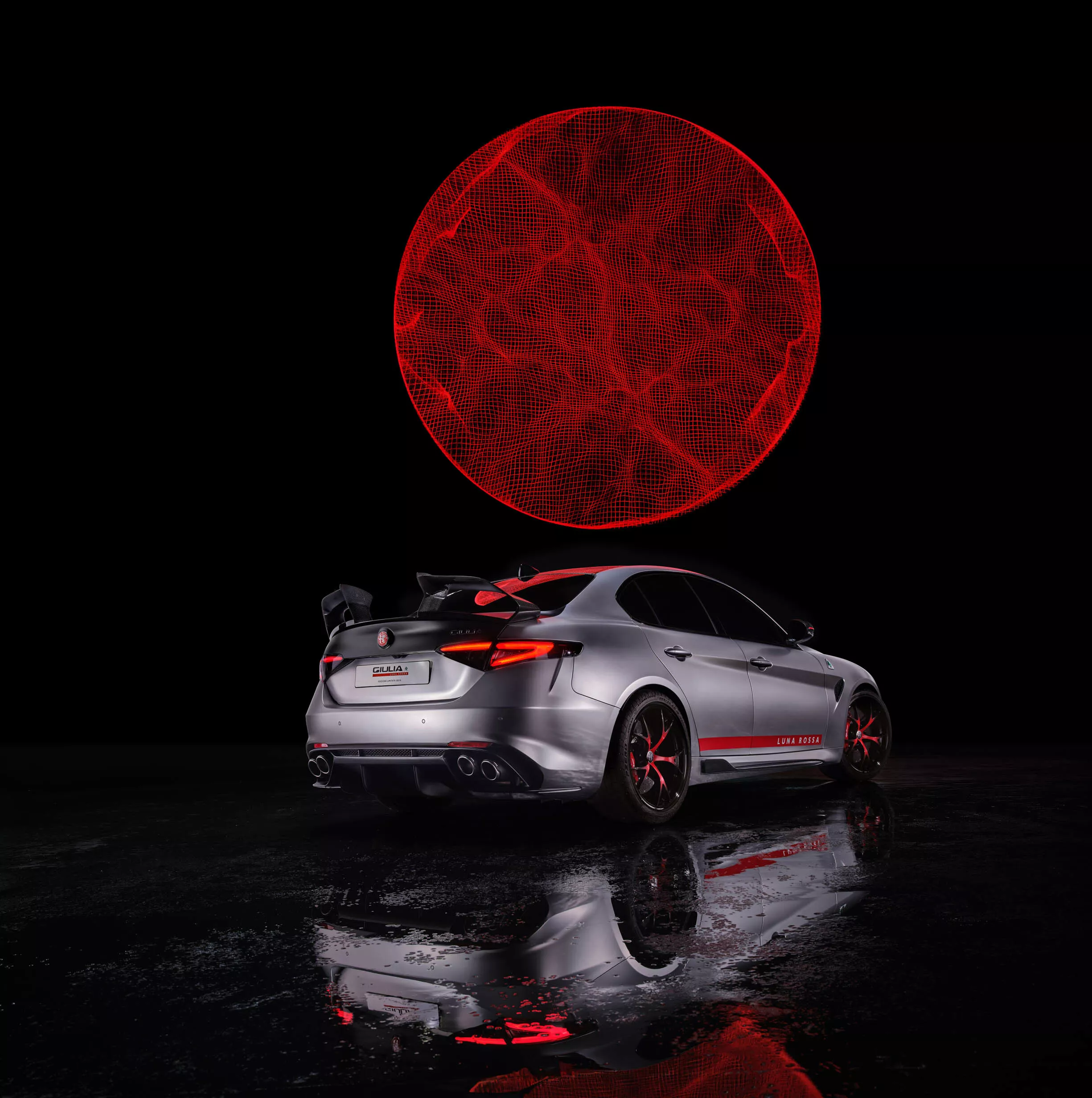 Alfa Romeo Giulia Quadrifoglio Luna Rossa